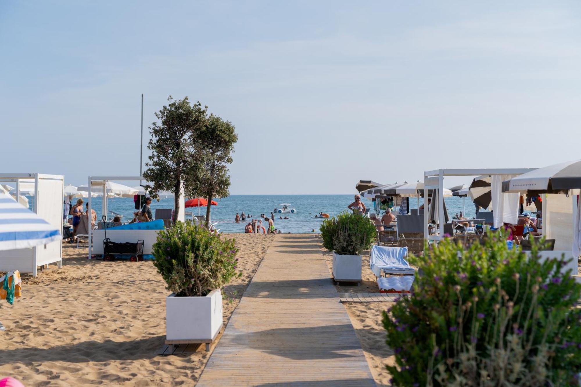 Serenissima Aparthotel