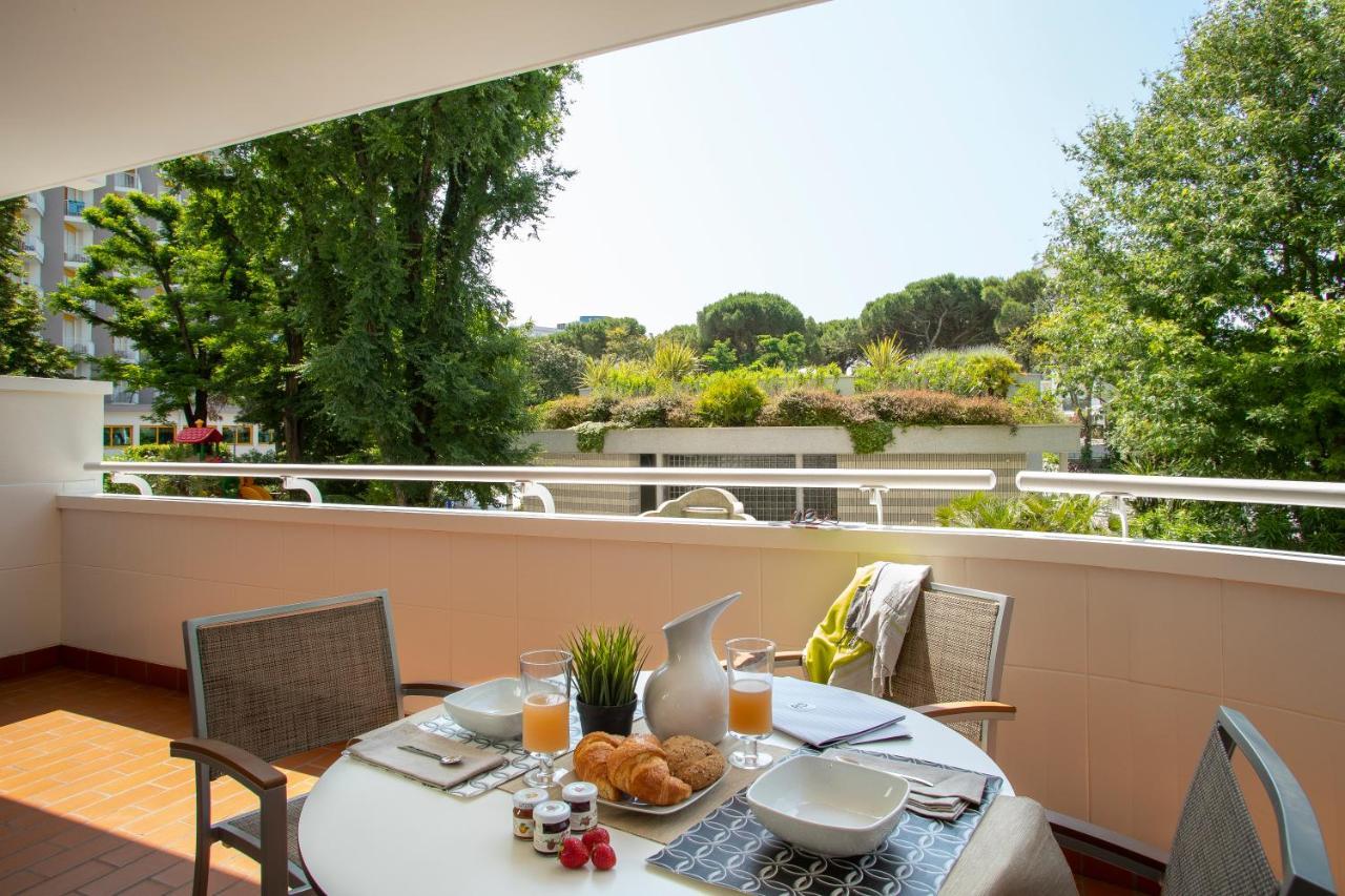 Serenissima Aparthotel 3*